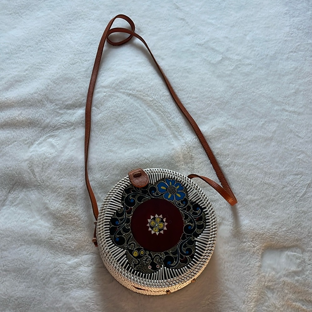 round bag